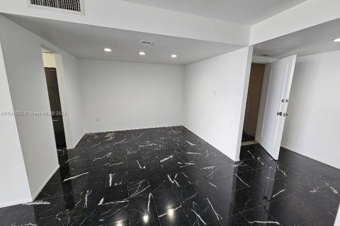Condo in Aventura, Florida, 3 bedrooms  № 1763592 - photo 10