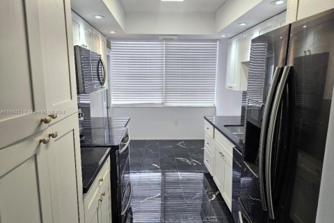 Condo in Aventura, Florida, 3 bedrooms  № 1763592 - photo 1