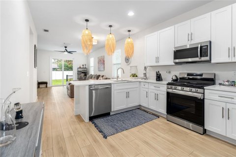 Villa ou maison à vendre à New Smyrna Beach, Floride: 3 chambres, 182.37 m2 № 1615464 - photo 6