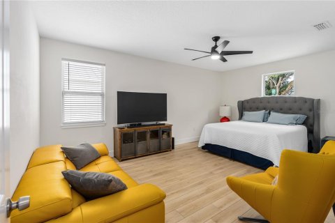 Villa ou maison à vendre à New Smyrna Beach, Floride: 3 chambres, 182.37 m2 № 1615464 - photo 19