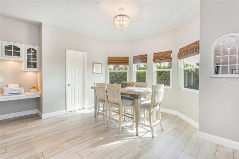 House in Matlacha, Florida 4 bedrooms, 373.56 sq.m. № 2130288 - photo 22