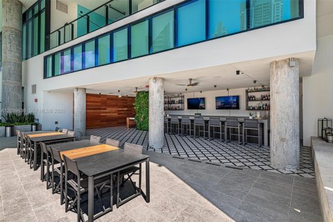 Condo in Miami, Florida, 1 bedroom  № 2178730 - photo 8