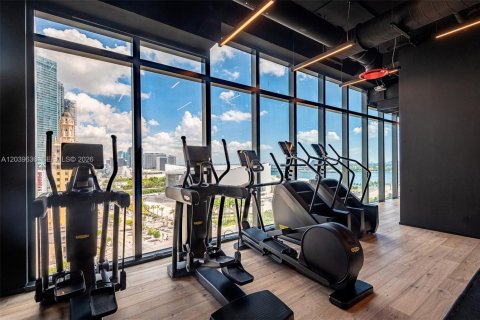 Condo in Miami, Florida, 1 bedroom  № 2178730 - photo 7