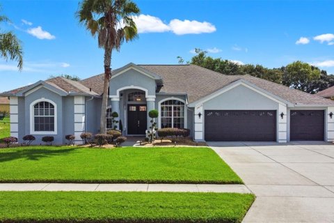 Casa en venta en Spring Hill, Florida, 4 dormitorios, 253.53 m2 № 2384369 - foto 14