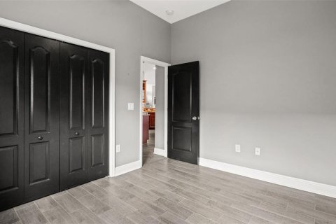 Casa en venta en Spring Hill, Florida, 4 dormitorios, 253.53 m2 № 2384369 - foto 7