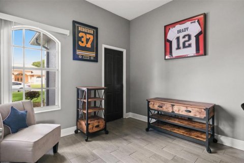 Casa en venta en Spring Hill, Florida, 4 dormitorios, 253.53 m2 № 2384369 - foto 10