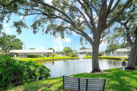Copropriété à vendre à Bradenton, Floride: 2 chambres, 107.77 m2 № 1781185 - photo 27