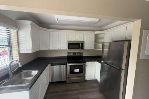 Condo in St. Lucie, Florida, 2 bedrooms № 2086647