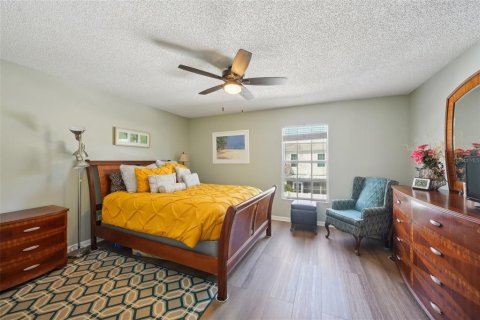 Adosado en venta en Tampa, Florida, 2 dormitorios, 110 m2 № 1523931 - foto 17