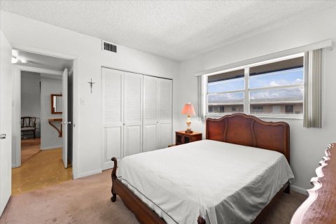 Купить кондоминиум в Маргит, Флорида 2 спальни, 91.97м2, № 2083048 - фото 22