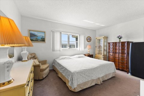 Купить кондоминиум в Маргит, Флорида 2 спальни, 91.97м2, № 2083048 - фото 15