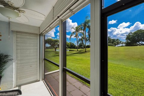 Copropriété à vendre à Pembroke Pines, Floride: 2 chambres, 108.7 m2 № 2249500 - photo 18