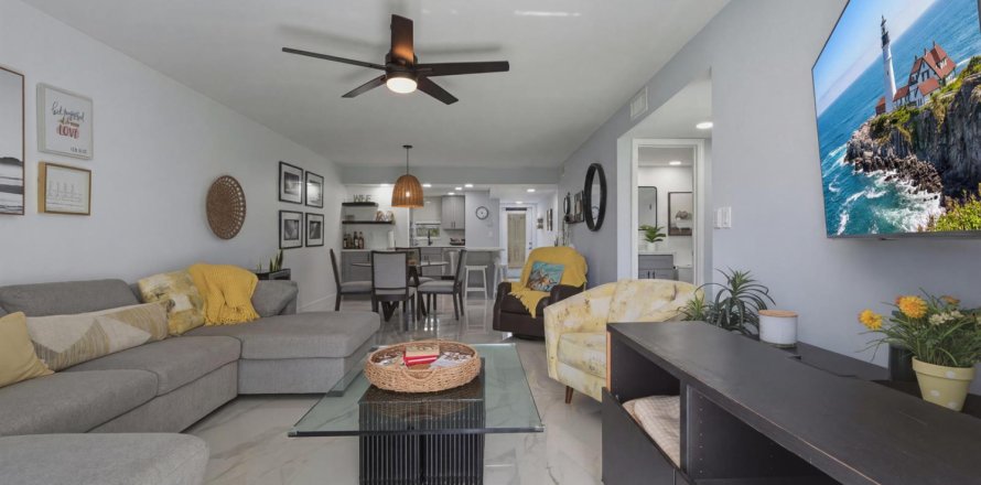 Condo à Pembroke Pines, Floride, 2 chambres  № 2249500