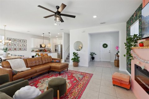 House in Tavares, Florida 4 bedrooms, 201.69 sq.m. № 1602967 - photo 11