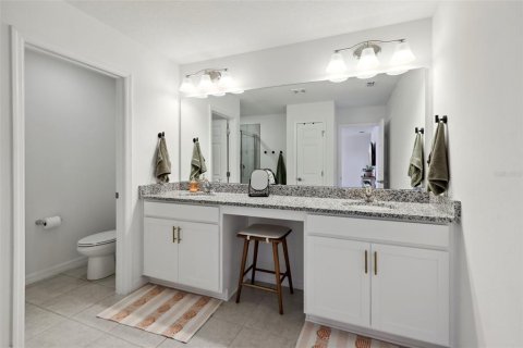House in Tavares, Florida 4 bedrooms, 201.69 sq.m. № 1602967 - photo 20