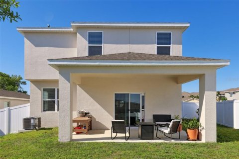 House in Tavares, Florida 4 bedrooms, 201.69 sq.m. № 1602967 - photo 3