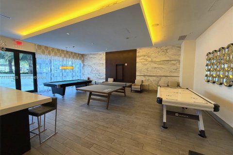 Condominio en venta en Miami, Florida, 1 dormitorio, 70.79 m2 № 2031766 - foto 27