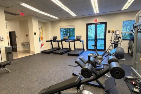 Condominio en venta en Miami, Florida, 1 dormitorio, 70.79 m2 № 2031766 - foto 25