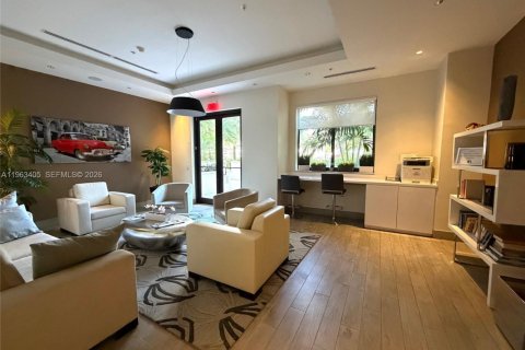 Condominio en venta en Miami, Florida, 1 dormitorio, 70.79 m2 № 2031766 - foto 30
