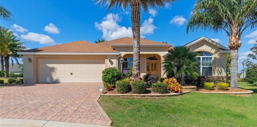 Casa en The Villages, Florida 3 dormitorios, 182.65 m2 № 1875845