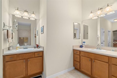 Casa en venta en The Villages, Florida, 3 dormitorios, 182.65 m2 № 1875845 - foto 18