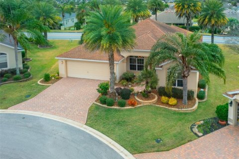 Casa en venta en The Villages, Florida, 3 dormitorios, 182.65 m2 № 1875845 - foto 2