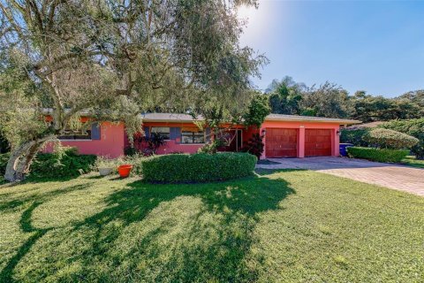 Villa ou maison à Clearwater, Floride 3 chambres, 195.75 m2 № 2371685