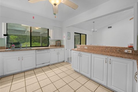 Casa en venta en Mulberry, Florida, 4 dormitorios, 185.06 m2 № 1911308 - foto 5