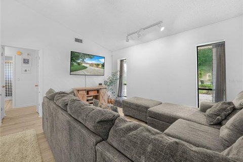 Casa en venta en Mulberry, Florida, 4 dormitorios, 185.06 m2 № 1911308 - foto 9