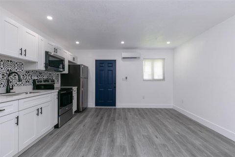 Immobilier commercial à vendre à Miramar, Floride: 176.33 m2 № 2255689 - photo 29