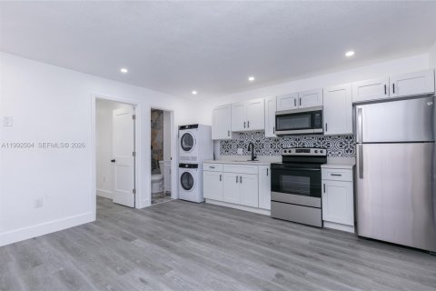Immobilier commercial à vendre à Miramar, Floride: 176.33 m2 № 2255689 - photo 23