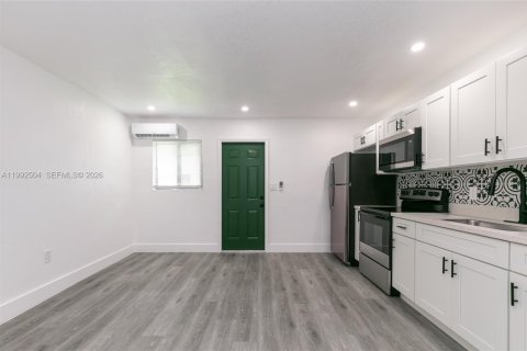 Immobilier commercial à vendre à Miramar, Floride: 176.33 m2 № 2255689 - photo 21