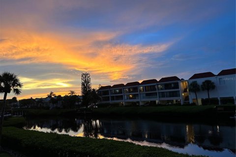 Copropriété à louer à Bradenton Beach, Floride: 2 chambres, 104.14 m2 № 2138386 - photo 2