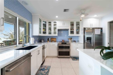 Villa ou maison à vendre à Englewood, Floride: 4 chambres, 301.37 m2 № 2196168 - photo 11