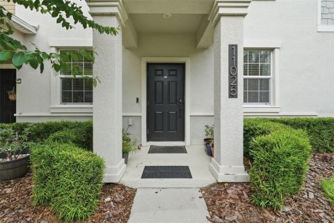 Townhouse in Winter Garden, Florida 3 bedrooms, 151.99 sq.m. № 2091835 - photo 3