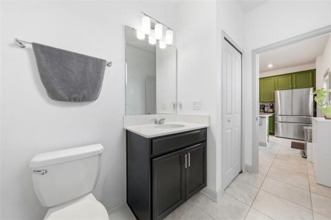 Townhouse in Winter Garden, Florida 3 bedrooms, 151.99 sq.m. № 2091835 - photo 15