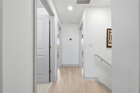 Townhouse in Winter Garden, Florida 3 bedrooms, 151.99 sq.m. № 2091835 - photo 26