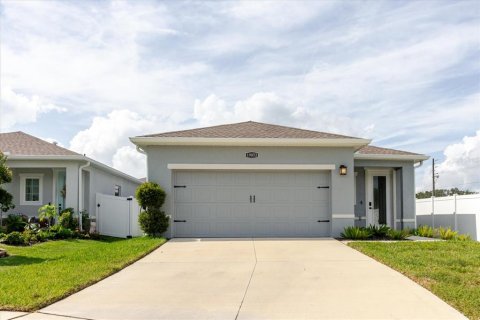 House in Spring Hill, Florida 3 bedrooms, 139.35 sq.m. № 1869397 - photo 2