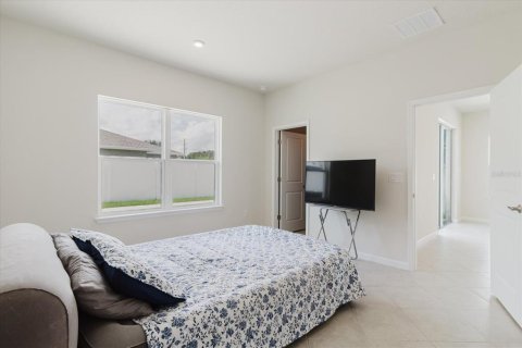 House in Spring Hill, Florida 3 bedrooms, 139.35 sq.m. № 1869397 - photo 18