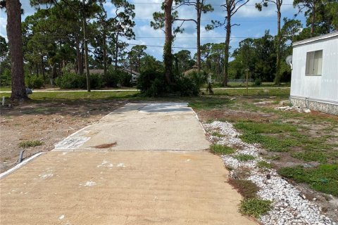 Terreno en venta en Englewood, Florida № 584532 - foto 3