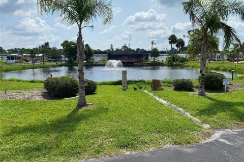 Terreno en venta en Englewood, Florida № 584532 - foto 7