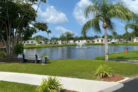 Terreno en venta en Englewood, Florida № 584532 - foto 6