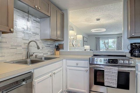 Condominio en venta en New Smyrna Beach, Florida, 1 dormitorio, 65.12 m2 № 1808482 - foto 3