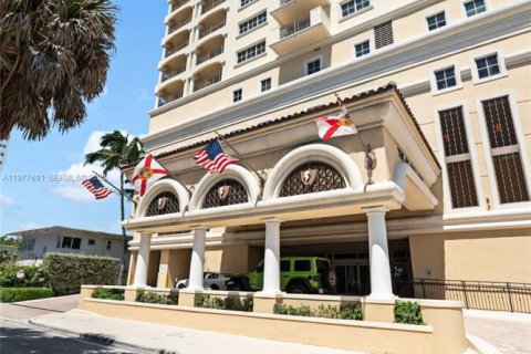 Condominio en venta en Fort Lauderdale, Florida, 1 dormitorio, 91.97 m2 № 2047469 - foto 19