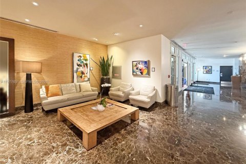 Condominio en venta en Fort Lauderdale, Florida, 1 dormitorio, 91.97 m2 № 2047469 - foto 25