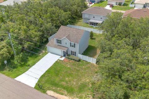 House in Poinciana, Florida 3 bedrooms, 133.04 sq.m. № 2212204 - photo 26