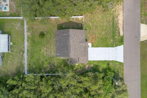 House in Poinciana, Florida 3 bedrooms, 133.04 sq.m. № 2212204 - photo 28