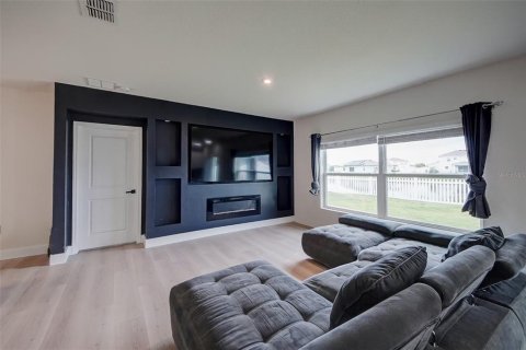 House in Kissimmee, Florida 3 bedrooms, 140.28 sq.m. № 1819331 - photo 3