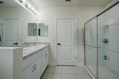 House in Kissimmee, Florida 3 bedrooms, 140.28 sq.m. № 1819331 - photo 21