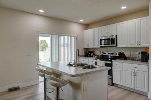 House in Kissimmee, Florida 3 bedrooms, 140.28 sq.m. № 1819331 - photo 10